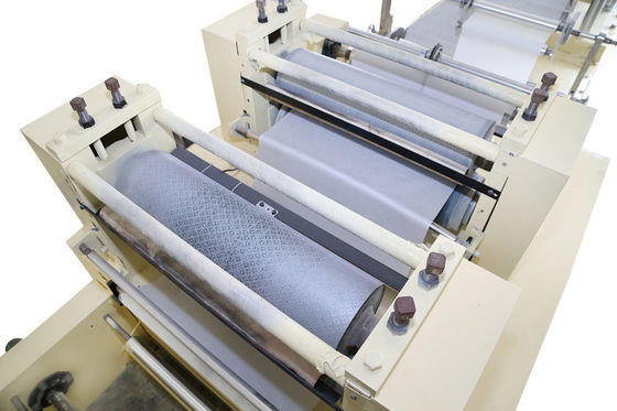 CE 1/6 hojas/Min Tissue Napkin Machine del plegamiento 3000