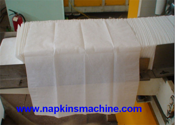 1 / 8 400m m plegables 2000 hojas/Min Napkin Manufacturing Machine
