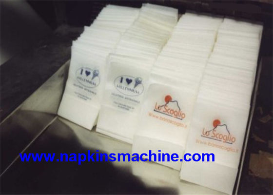 7.5KW L hojas/máquina de Min Paper Napkin Machine del doblez 1000/del plegamiento del tejido