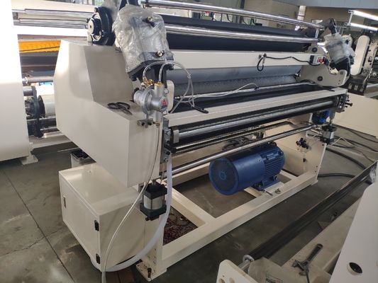 4 máquinas de acero de Rewinder del papel de rollo enorme del PCS/máquina que raja de papel
