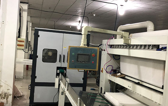 100 dibuja/Min Tissue Paper Maker, cadena de producción del tejido facial del PLC del tamaño de 210m m