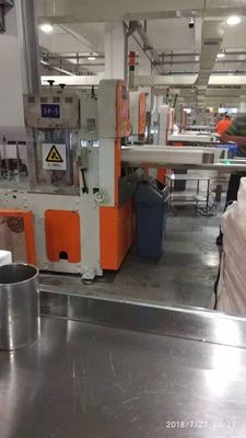 5.5KW 3000 hojas/Min Lunch Napkin Embossing Machine