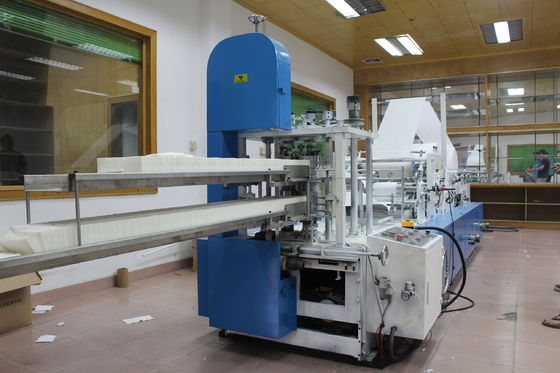 La cubierta 2 laminó la máquina del plegamiento de la servilleta de la impresión en color 5.5KW
